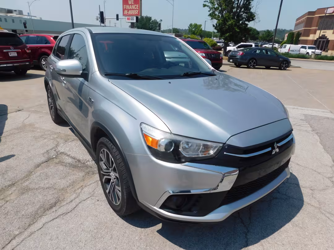 2019 Mitsubishi Outlander Sport - JA4AP3AU7KU017595 - Image #11