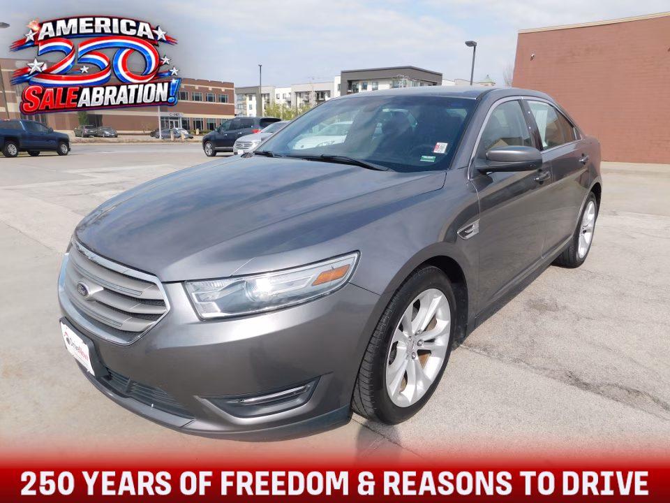 2013 Ford Taurus SEL FWD's photo