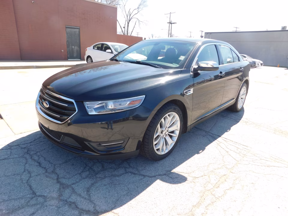 2013 Ford Taurus Limited FWD's photo