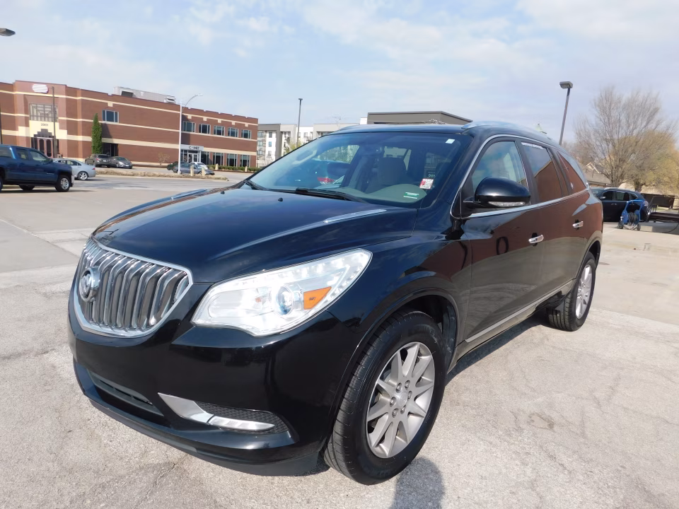 2017 Buick Enclave Convenience's photo
