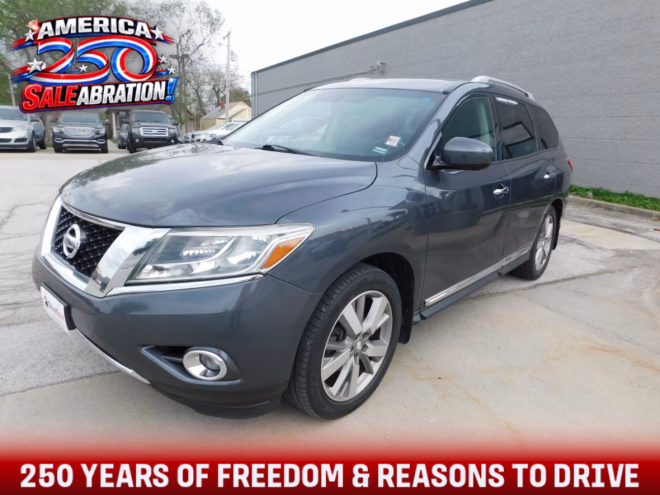 2014 Nissan Pathfinder S 4WD's photo
