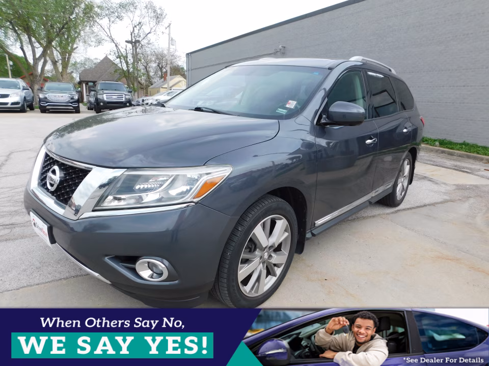 2014 Nissan Pathfinder S 4WD's photo