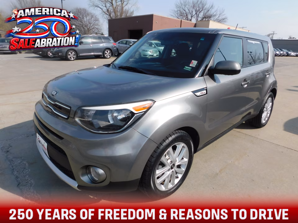 2018 Kia Soul 2.0L + 6 A/T's photo